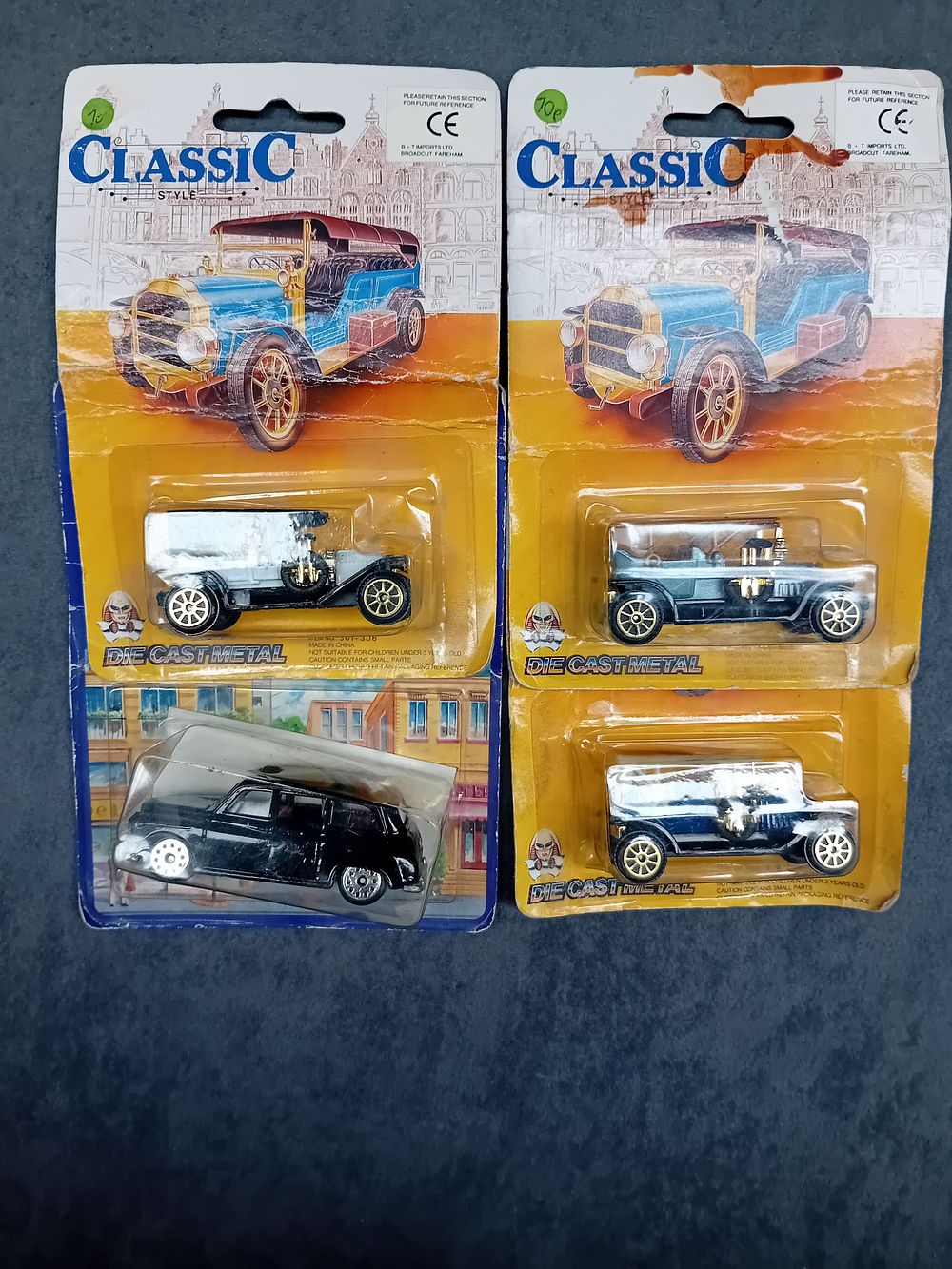 Lot 264: Mixed lot of 4 Die-cast as pictured 