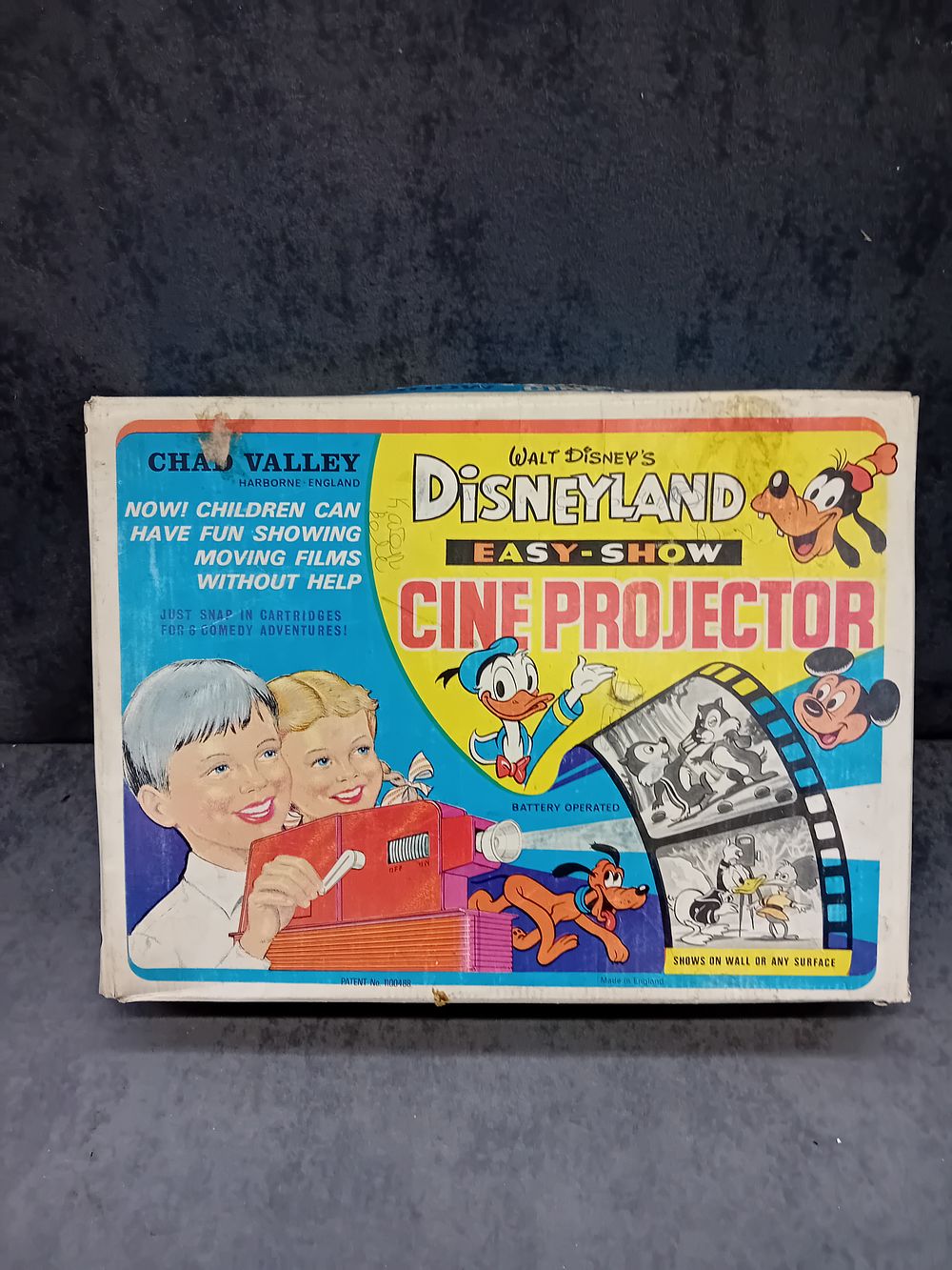 Lot 549: Chad Valley Walt Disney Disneyland Easy show Cine...