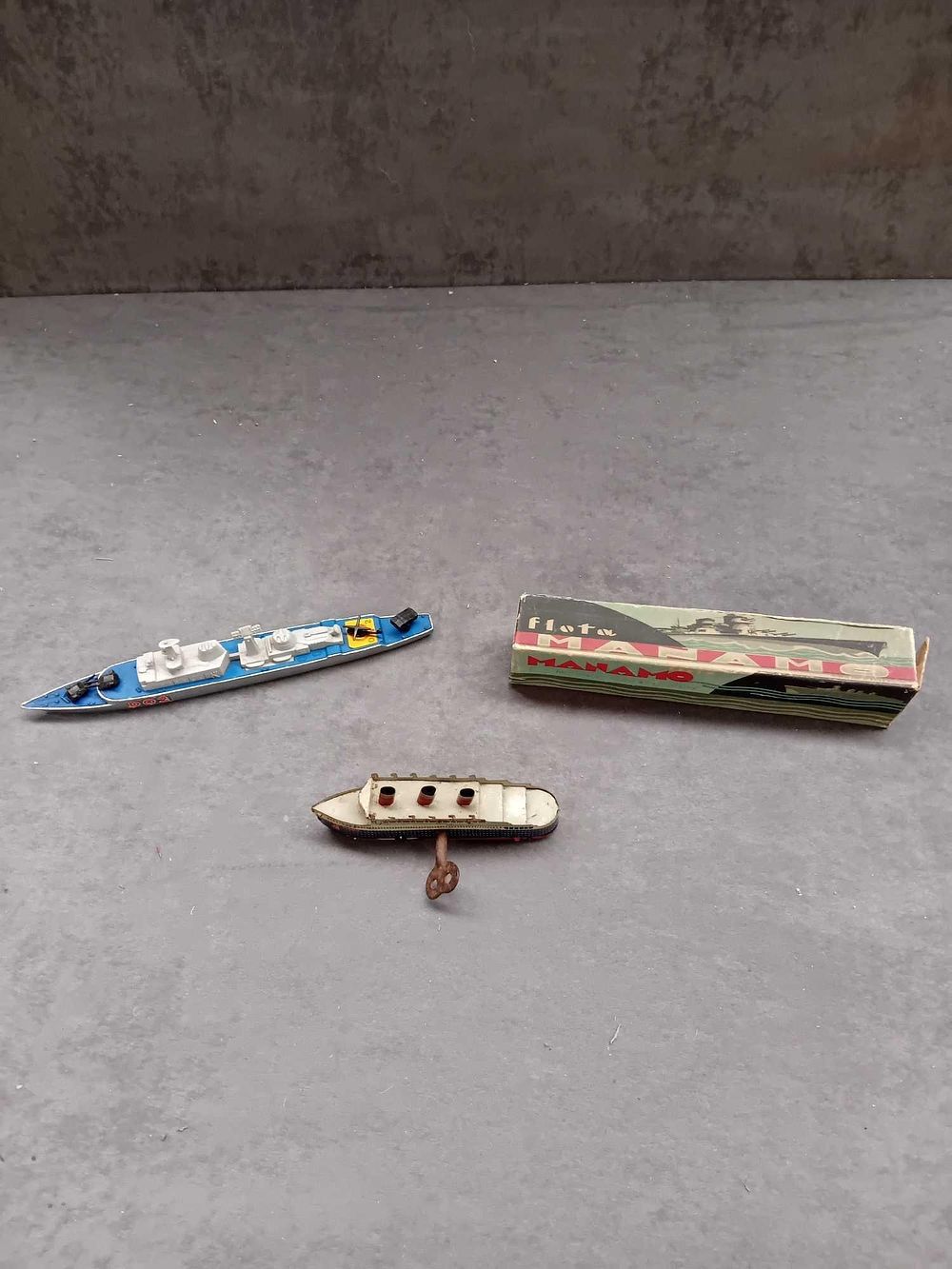 Lot 528: 3 x vintage boats 1 x Matchbox Sea...