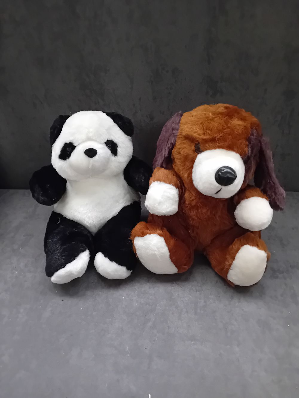 Lot 243: Lot of 2 Teddy Bears 