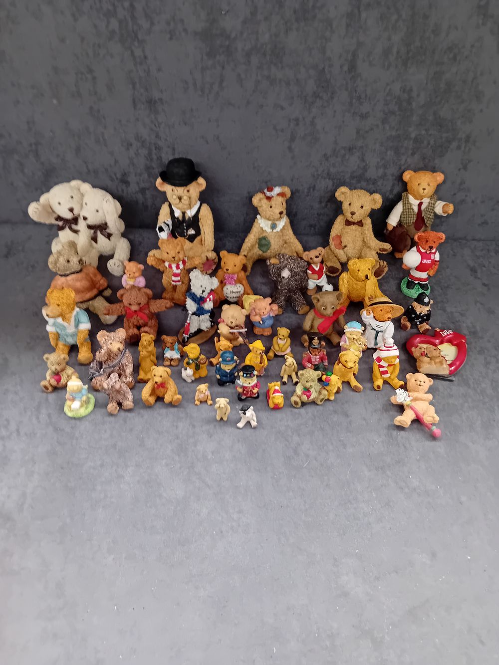 Lot 154: Mixed lot of 47 ornamental bears as pictured
