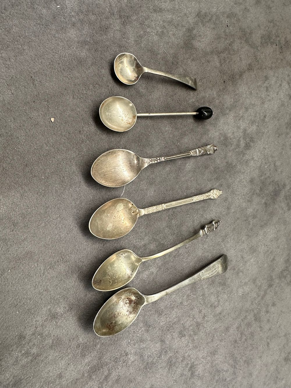 Lot 385: Selection of 6 EPNS Spoons. Please see images for more information