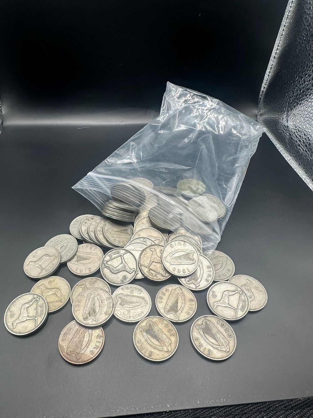 Lot 276: Irish 6d - 1940 - 1968 this lot...