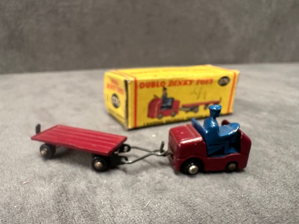 Lot 610: Dinky Toys 076 Lansing Bagnell Tractor and Trailer...