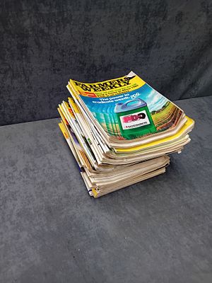 Huge collection of Farmers Weekly Magazine approximately 40 issues 1985-1986 
as pictured