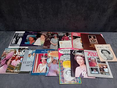 Mixed Lot of Royal Family related Books, Programs and Magizines as pictured