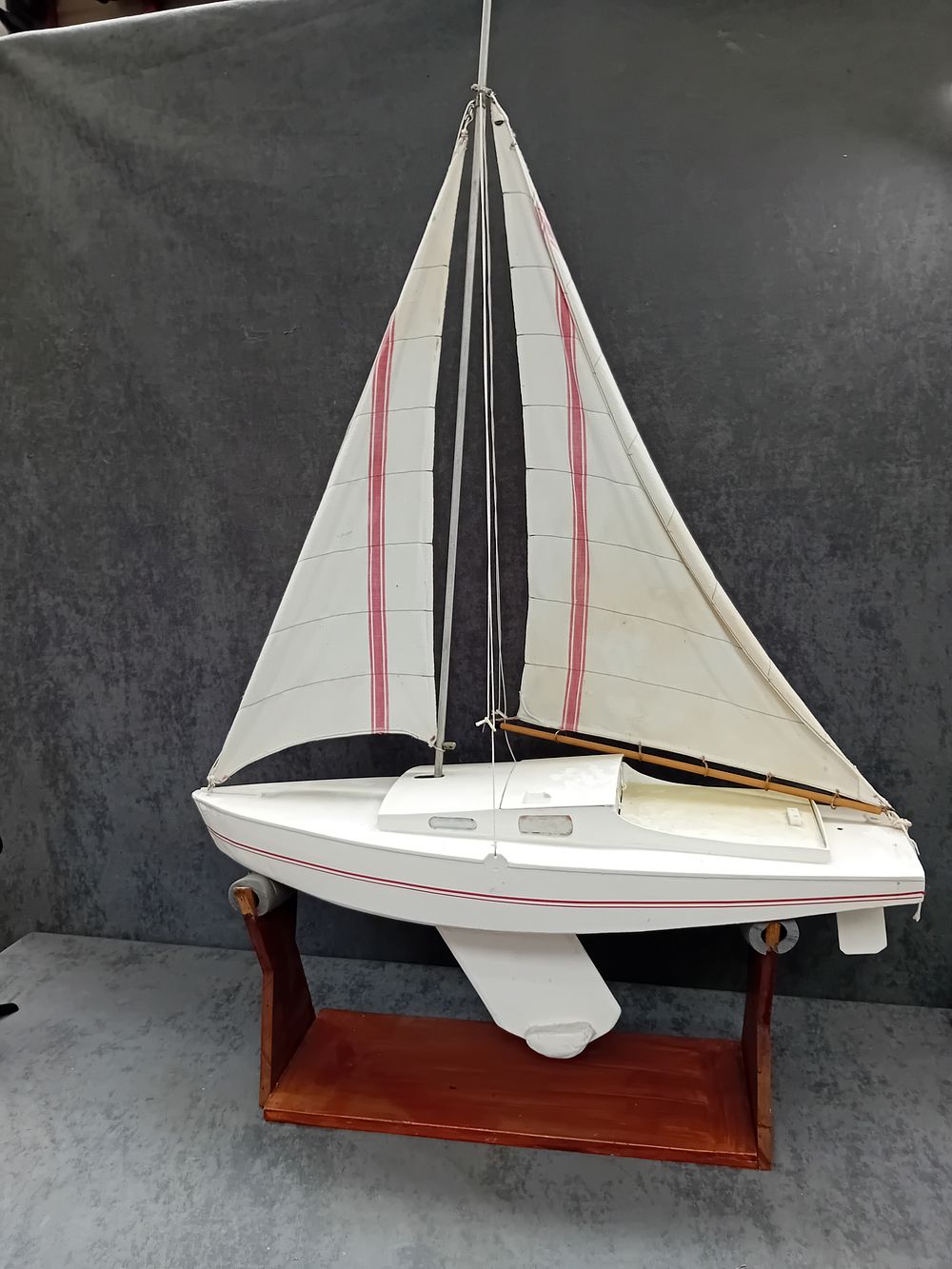 Lot 284: Large model sail boat White with stand size...