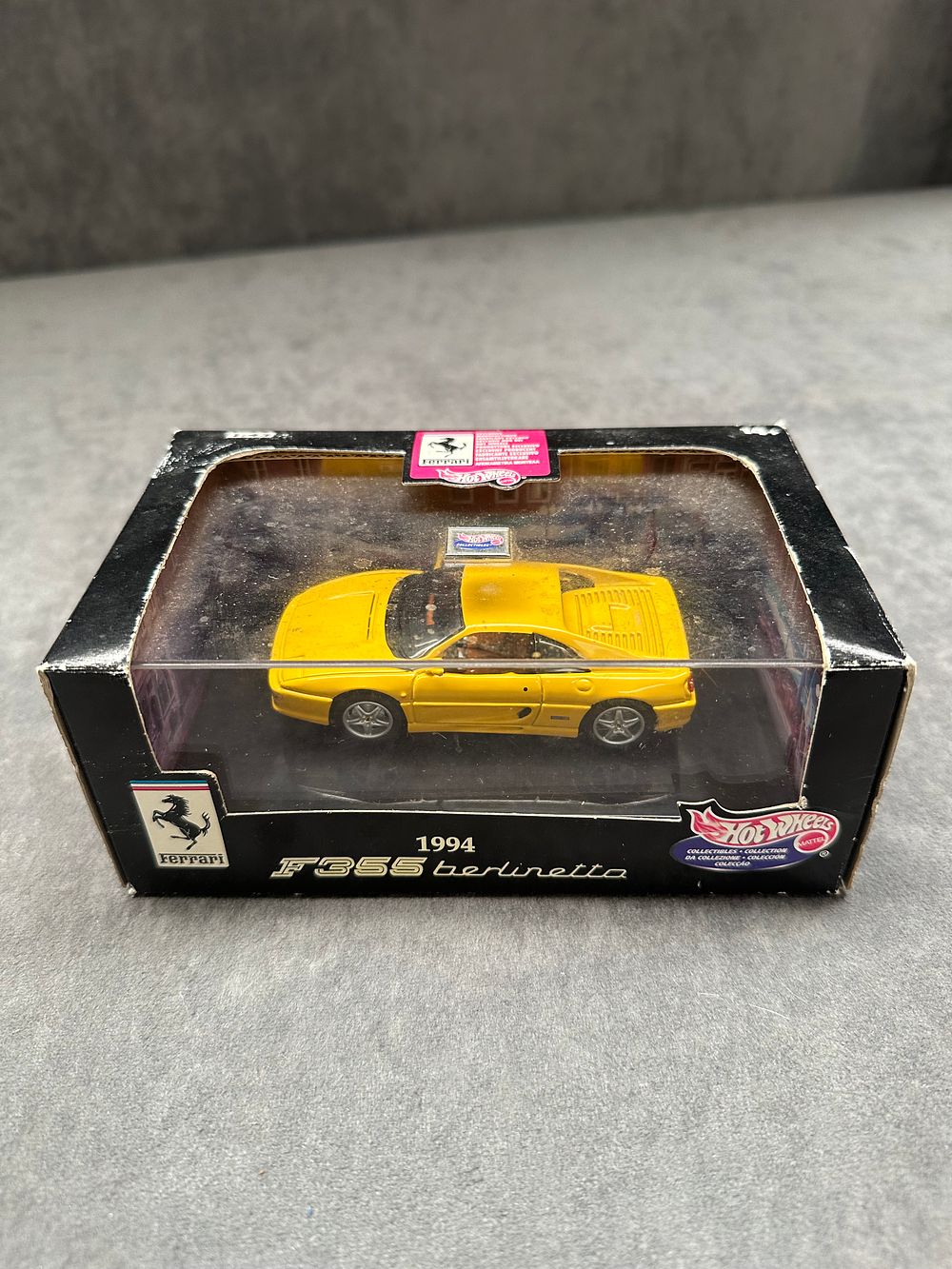 Lot 130: Hot Wheels Ferrari 1994 F355 Berlinetta 22177