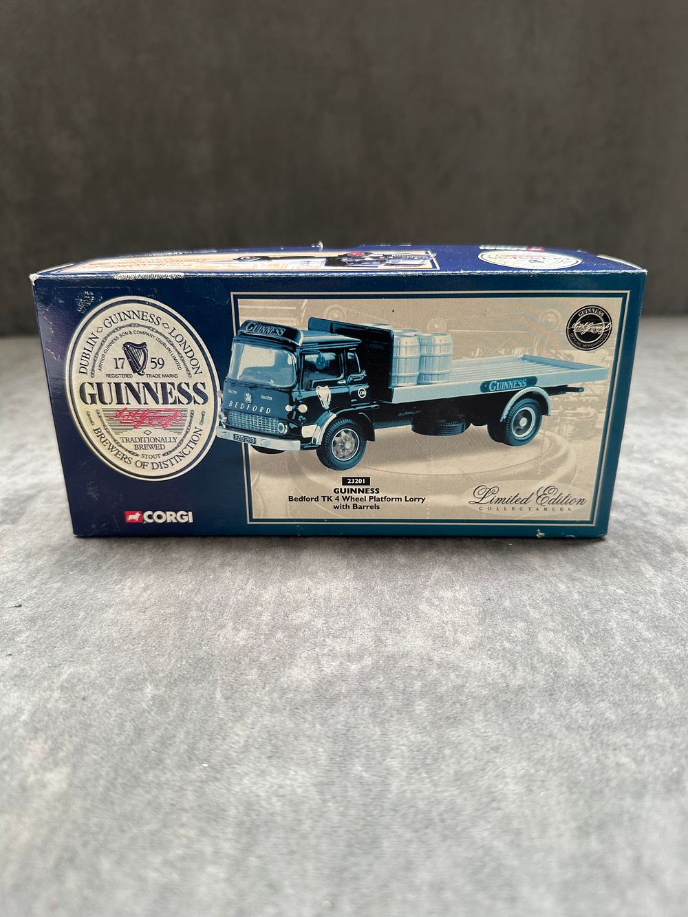 Lot 34: Corgi Guinness Bedford TK 4 Wheeled Platform Lorry...