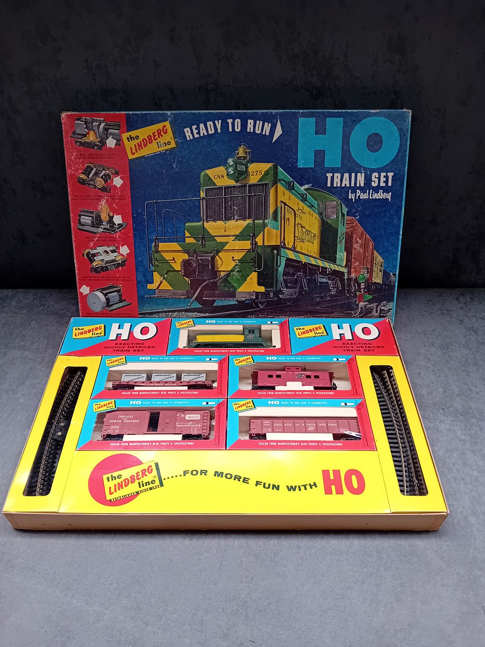 Lot 157: The Lindberg Line HO Train Set Set 1101...