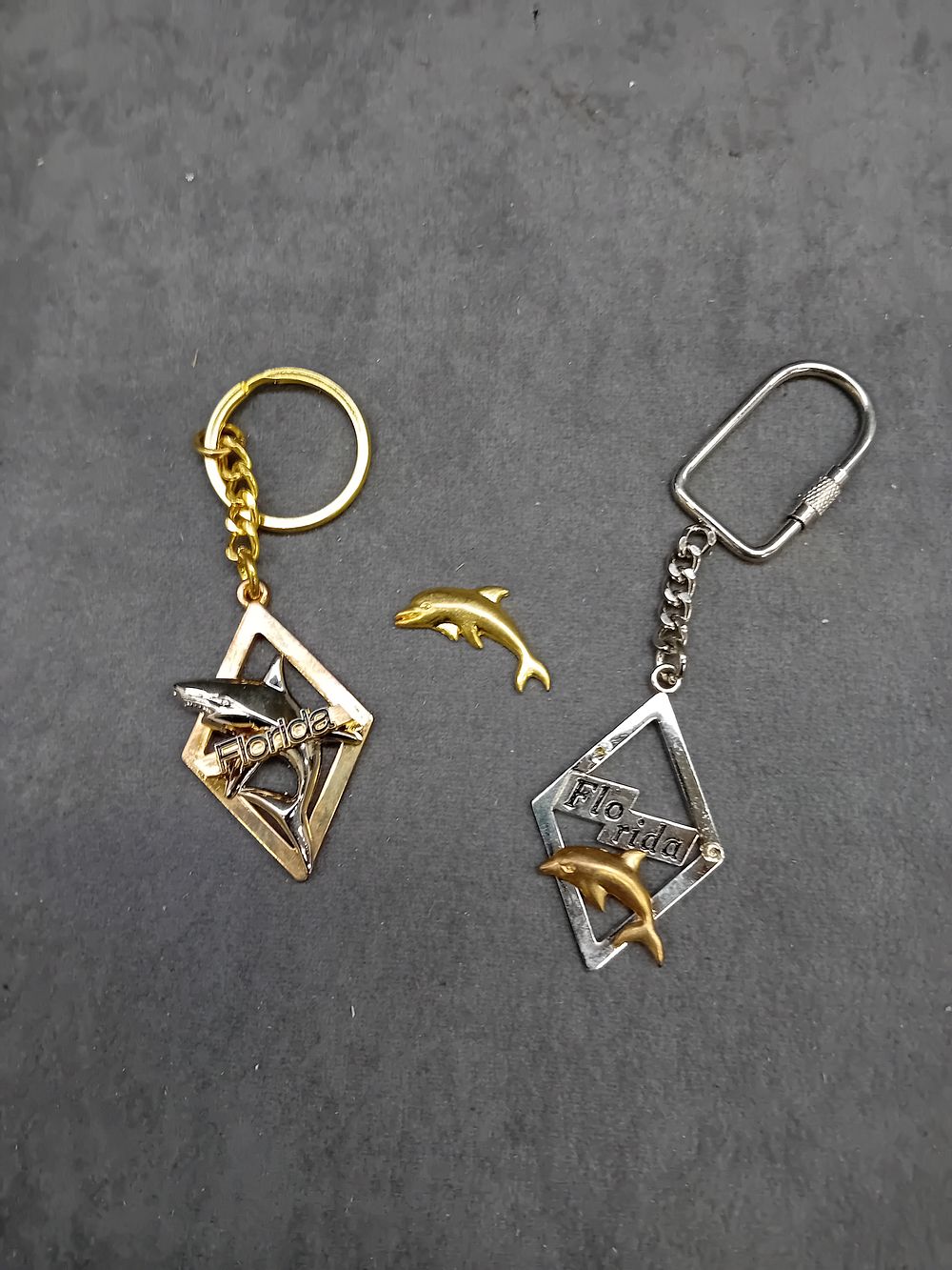 Lot 271: Lot of 2 Florida key rings  1 Dolphin ...