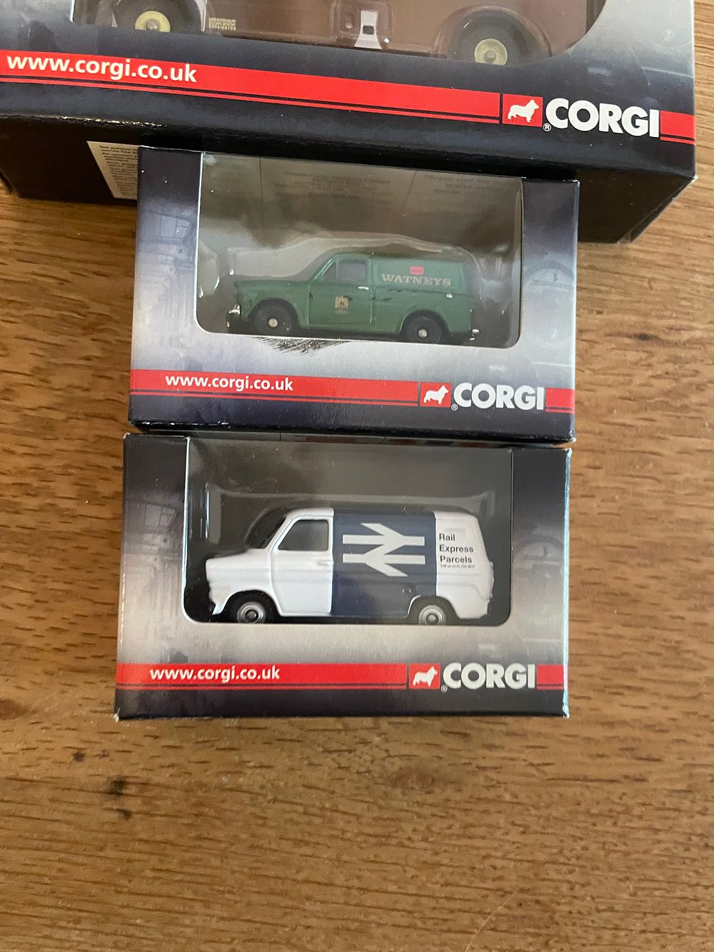 Lot 542: Mixed lot of 3 Corgi Trackside Diecasts. DG200016,...