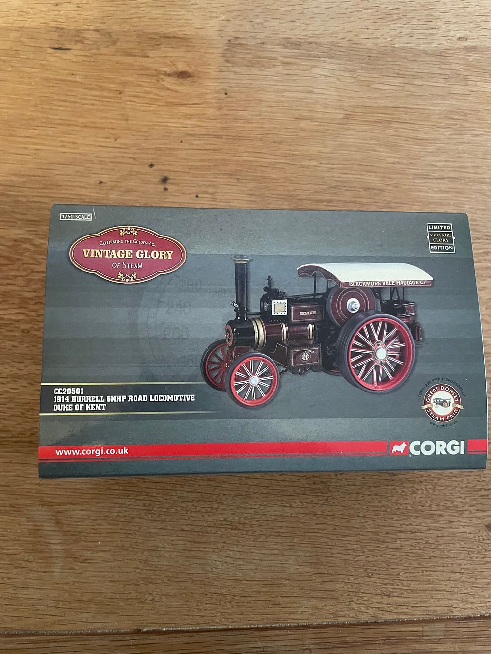 Lot 573: 1914 Burrell Road Locomotive CC20501 corgi 1/50 vintage