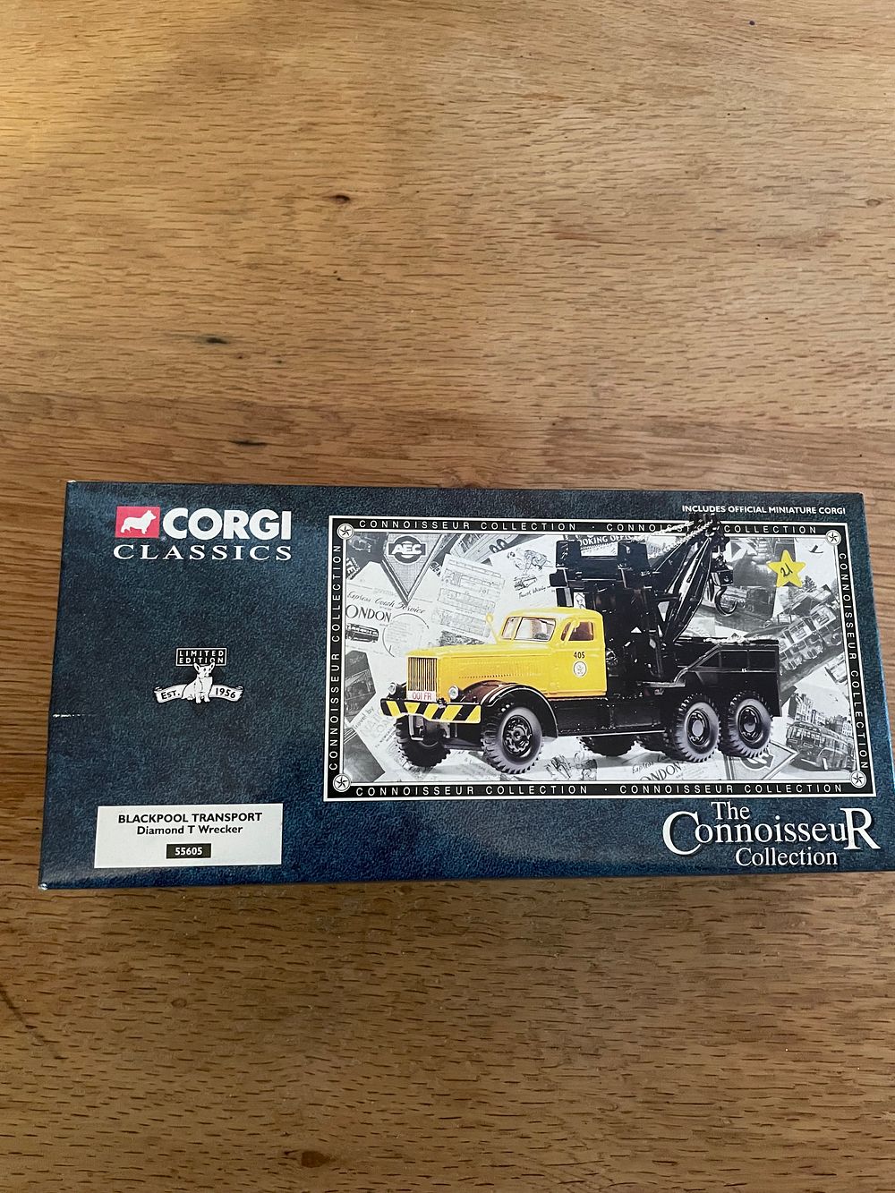 Lot 568: Corgi Classics 55605 Blackpool Transport Diamond T Wrecker,...