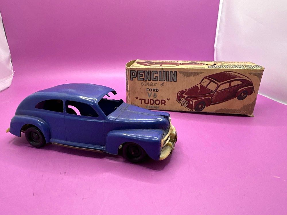 Lot 521: Penguin Series 4 Ford V8 Tudor Sedan In...