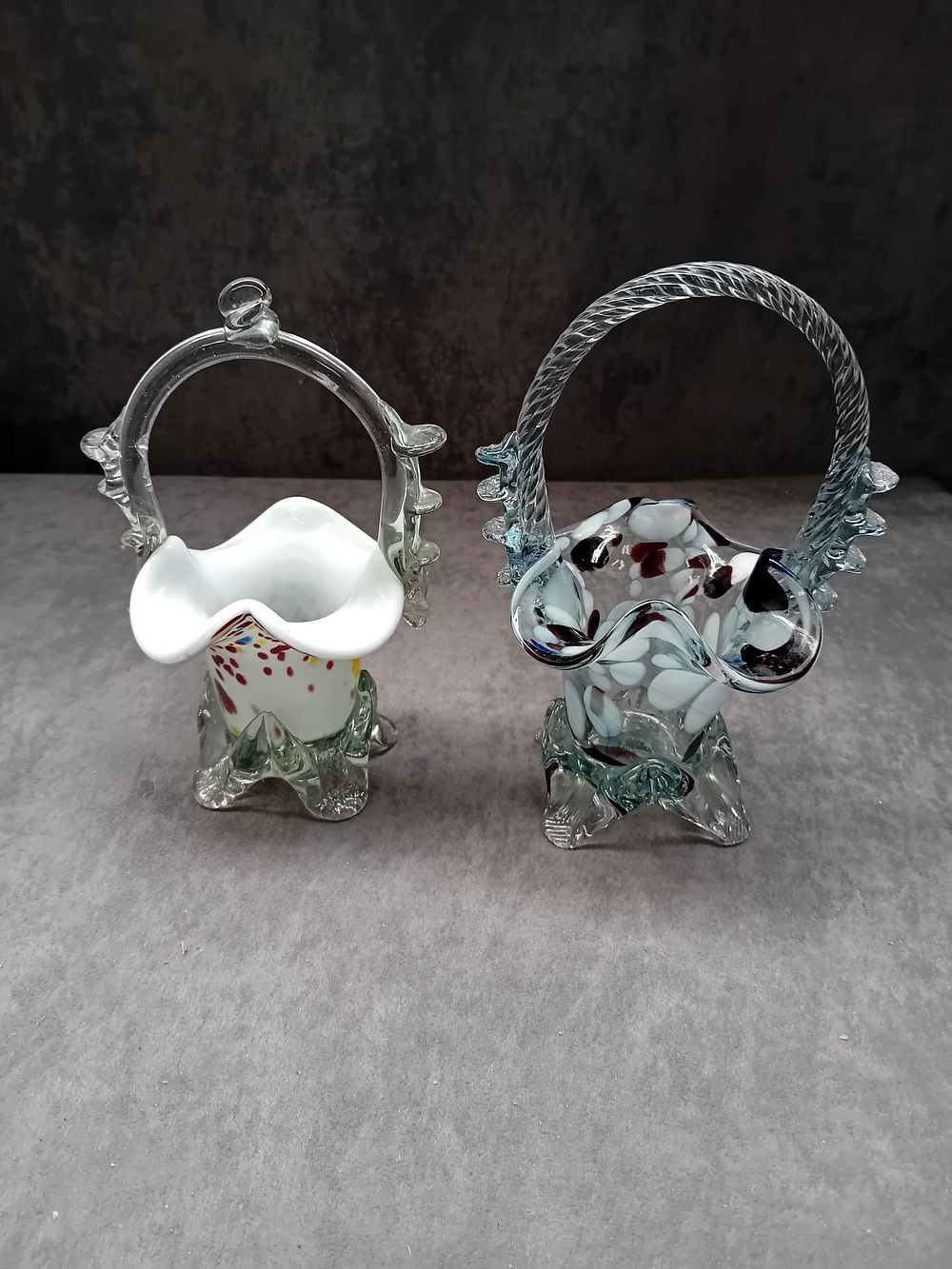 Lot 245: Mixed lot of 2 End of Day Glass...