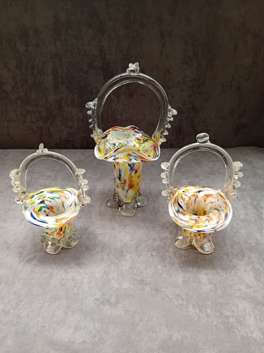 Lot 238: Mixed lot of 3 End of Day Glass...