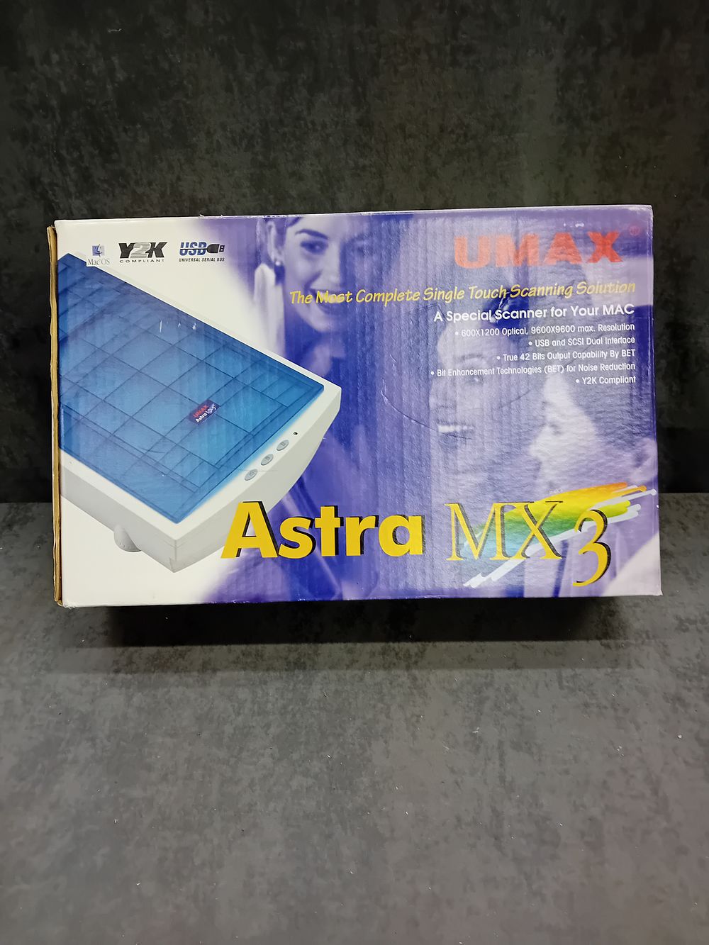 Lot 209: Umax Astra MX3 scanner complete in original box...