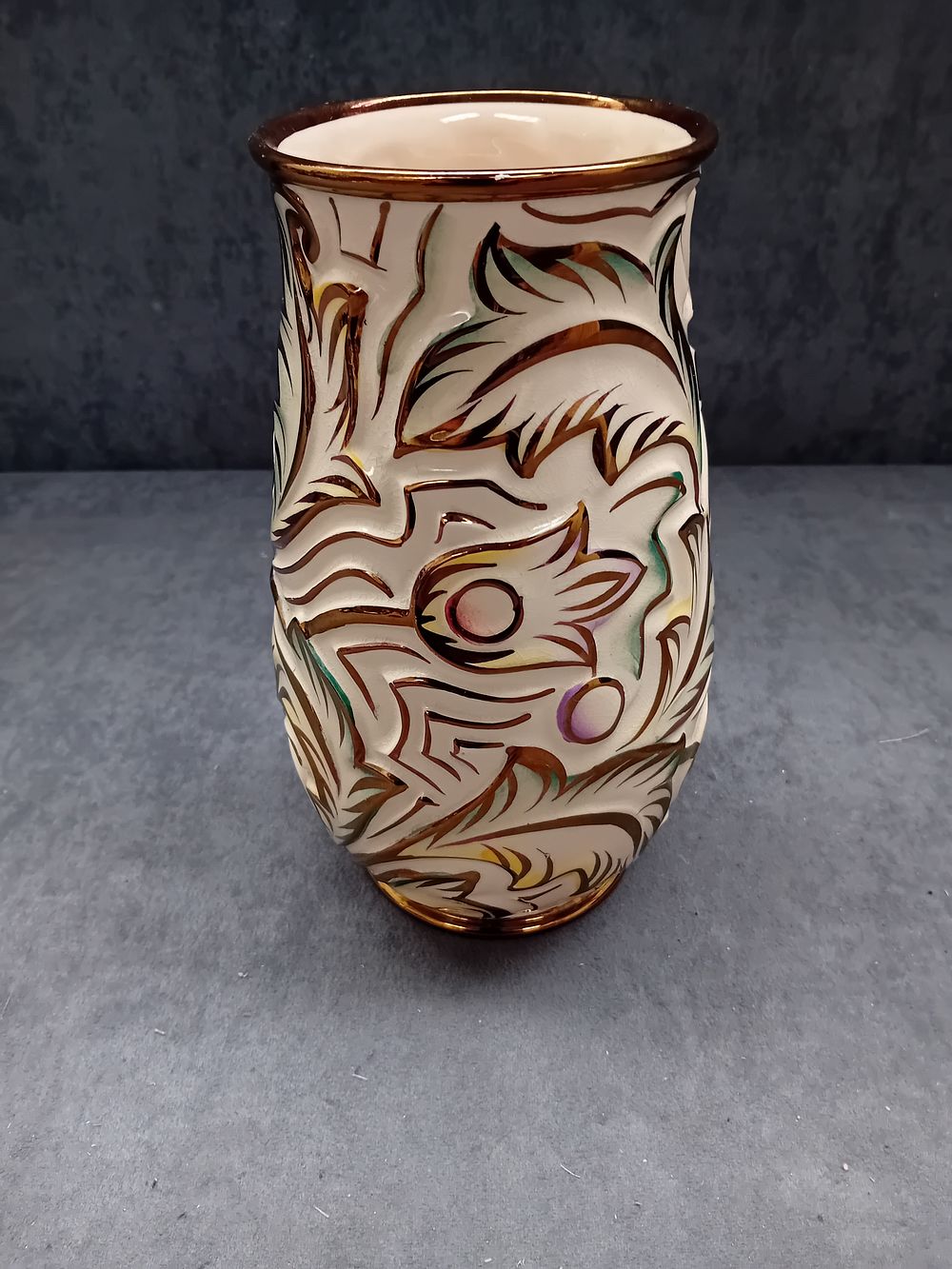 Lot 283: Wade Gothic Vase 
