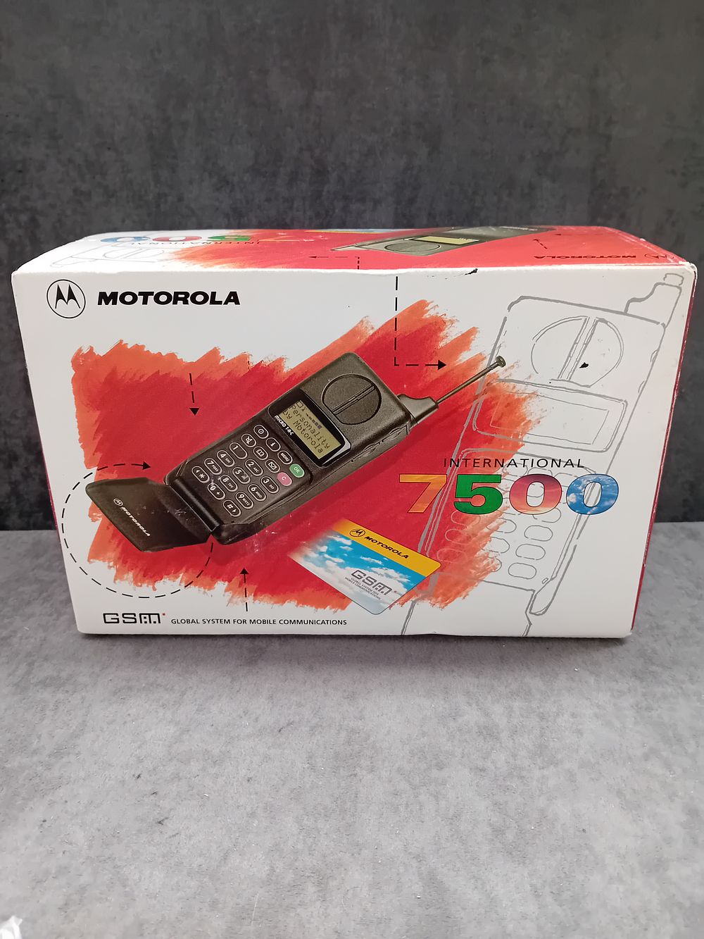 Lot 396: Motorola International 7500 complete in original box as...