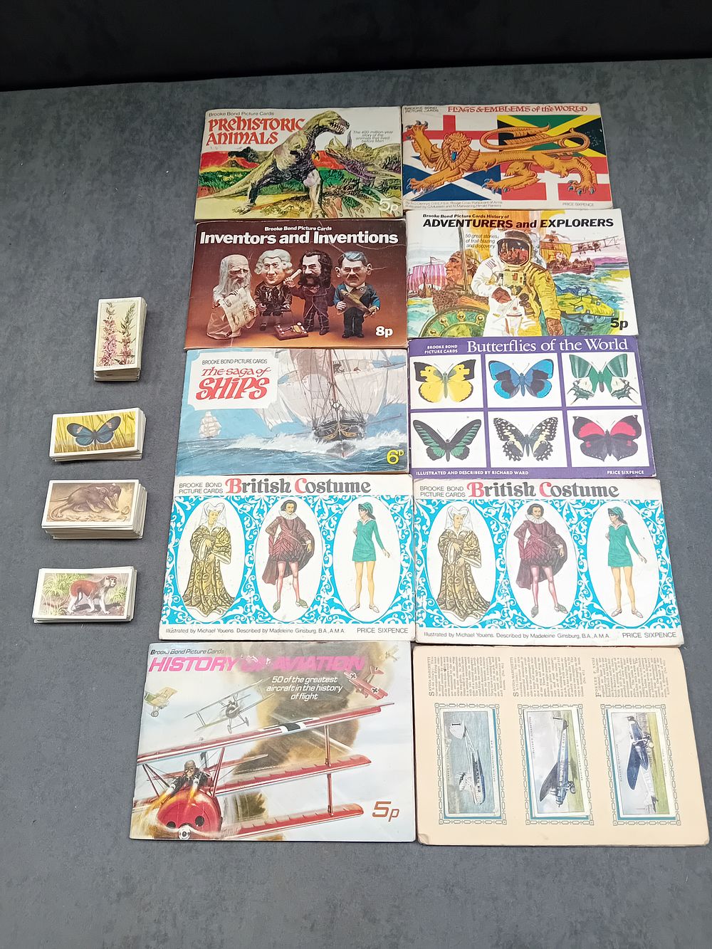 Lot 413: Large mixed lot of Brook Bond Collector albums...