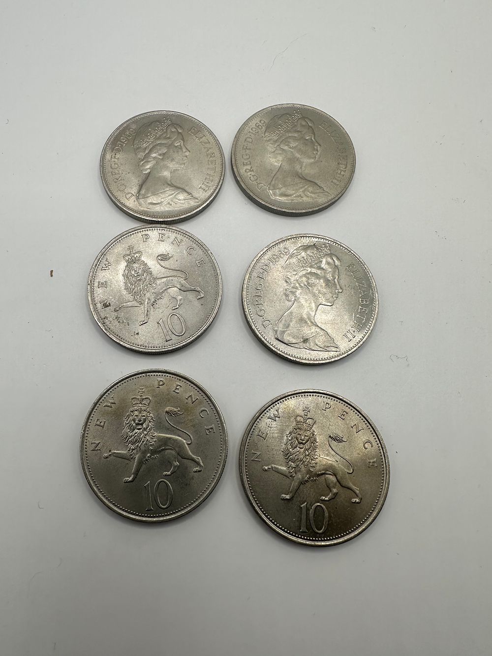 Lot 331: 6 x 1969 UNC 2 shillings 10 pence...