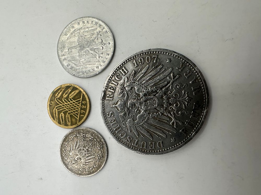 Lot 341: A Group of 4 German Coins, including a 1907 5 Mark Wilhelm II, German Empire and Weimar Republic