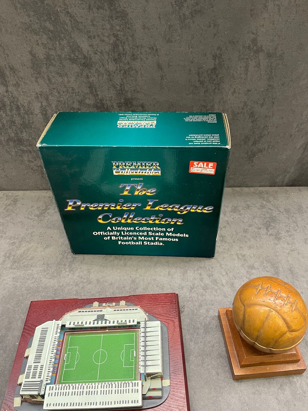 Lot 611: Premier collectibles, the premier league collection of Aston...
