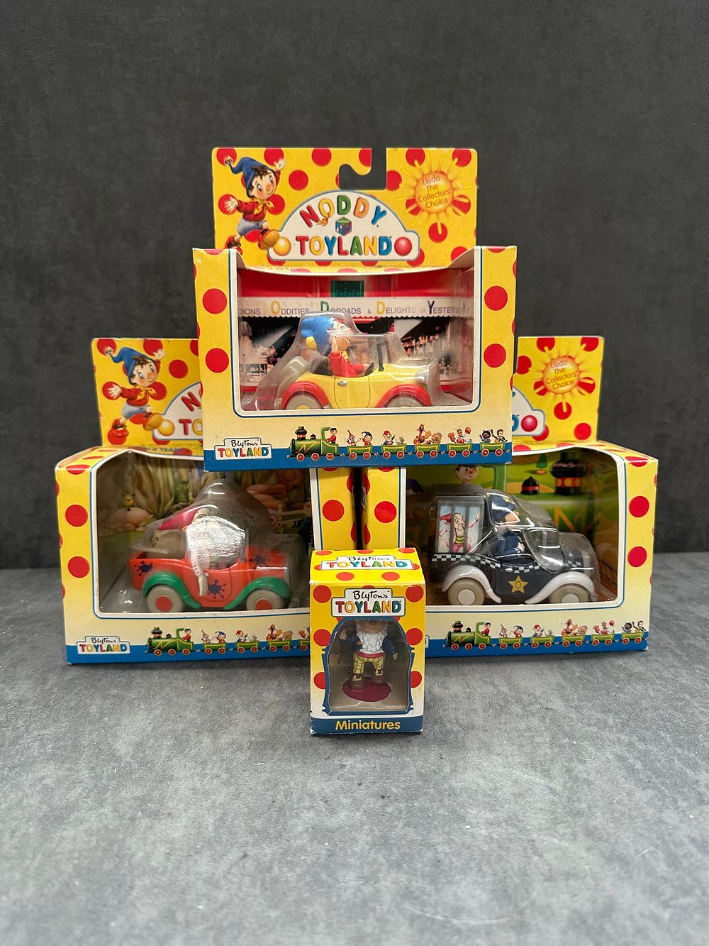 Lot 271: A Set of 4 Lledo Noddy Toyland Boxed Die-Cast Models