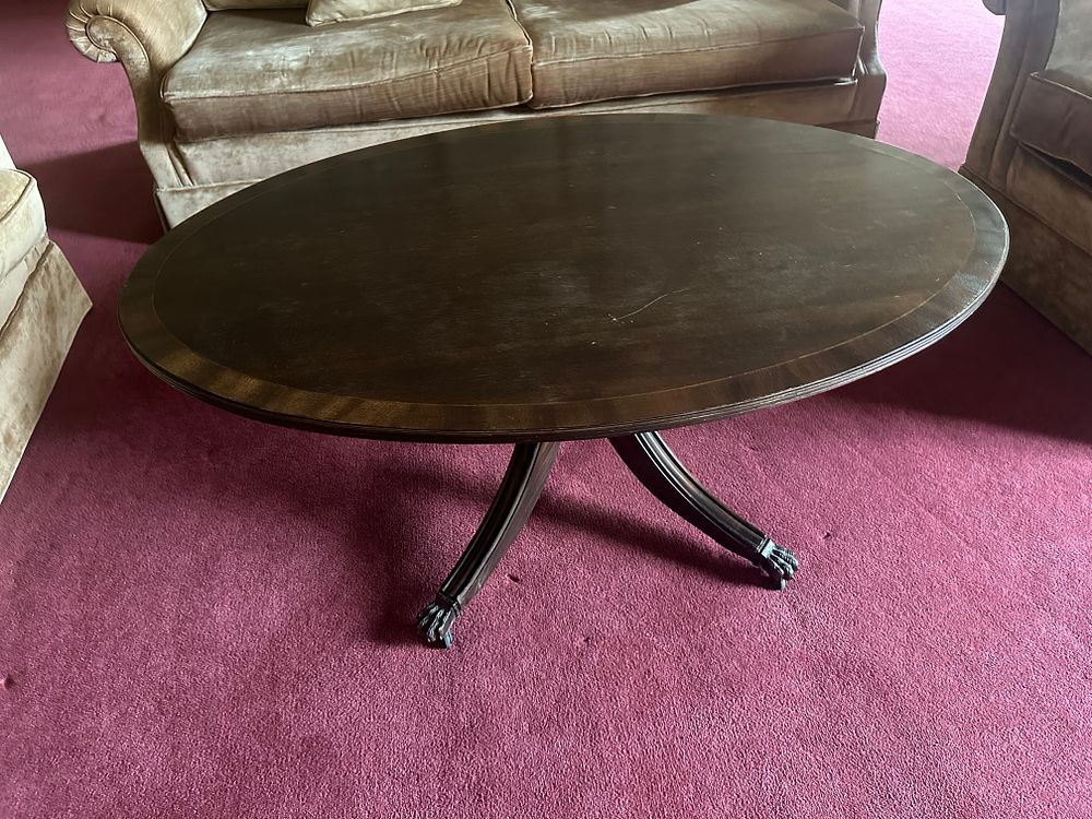 Lot 1021: A Regency Style Mahogany Oval Pedestal Coffee Table