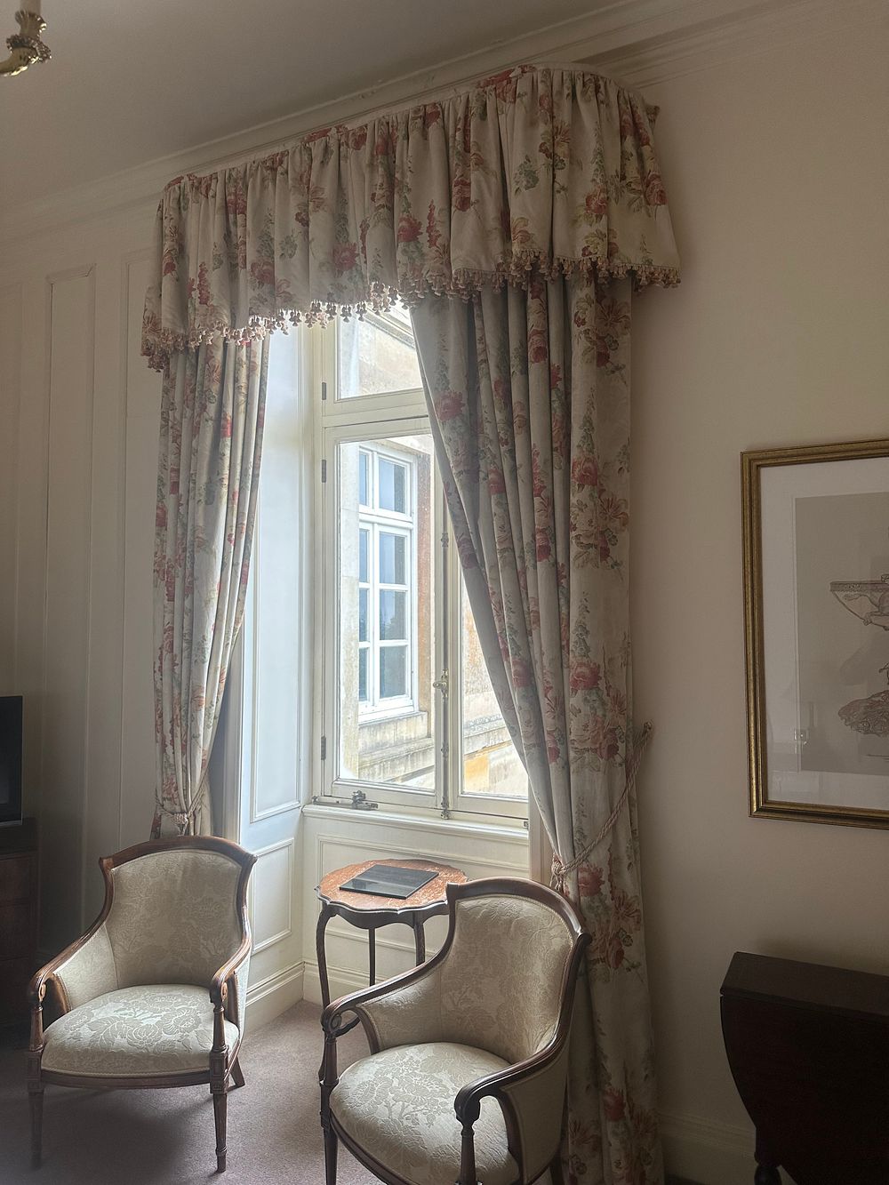 Lot 1059: A Set of 19th/20th Century Revival Chintz-Style Floral Drapes with Matching Gathered Valance and Tie-Backs