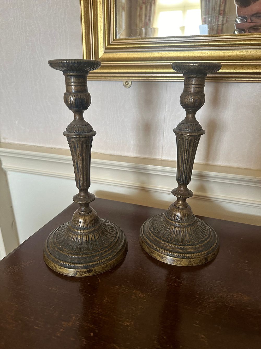 Lot 1077: A Pair of Antique Federal Style Cast Brass Candlesticks
