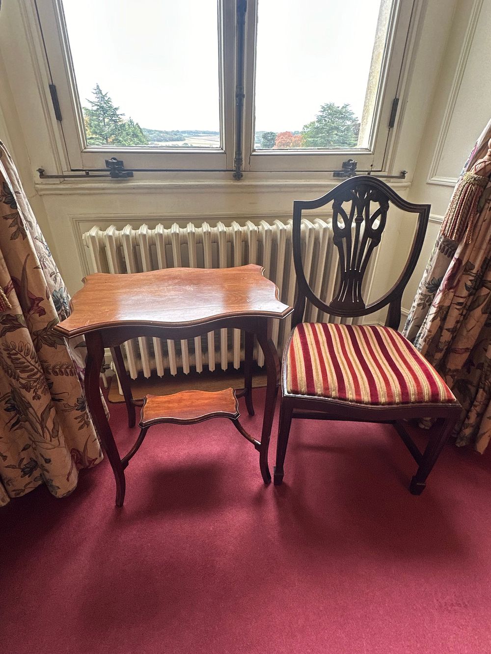Lot 1101: A Niagara Furniture Hepplewhite Side Chair and an Occasional Table
