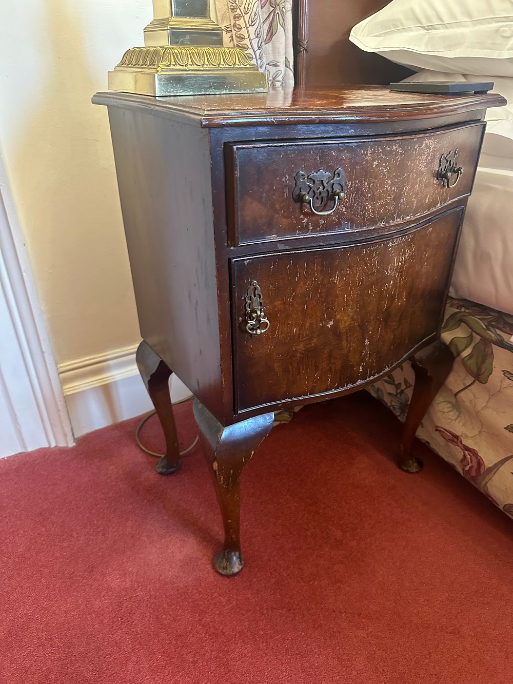 Lot 1106: A Little Queen Anne Style Burr Walnut Bow Front Bedside Cabinet, Circa 1940