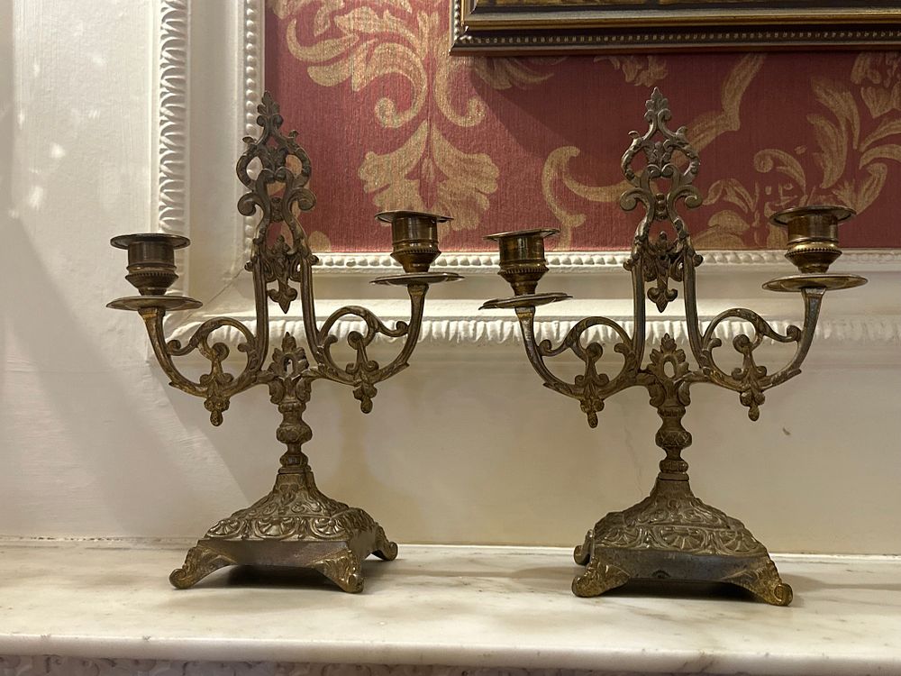 Lot 1129: A Pair of Baroque Revival Bronze-Toned Three-Light Candelabra