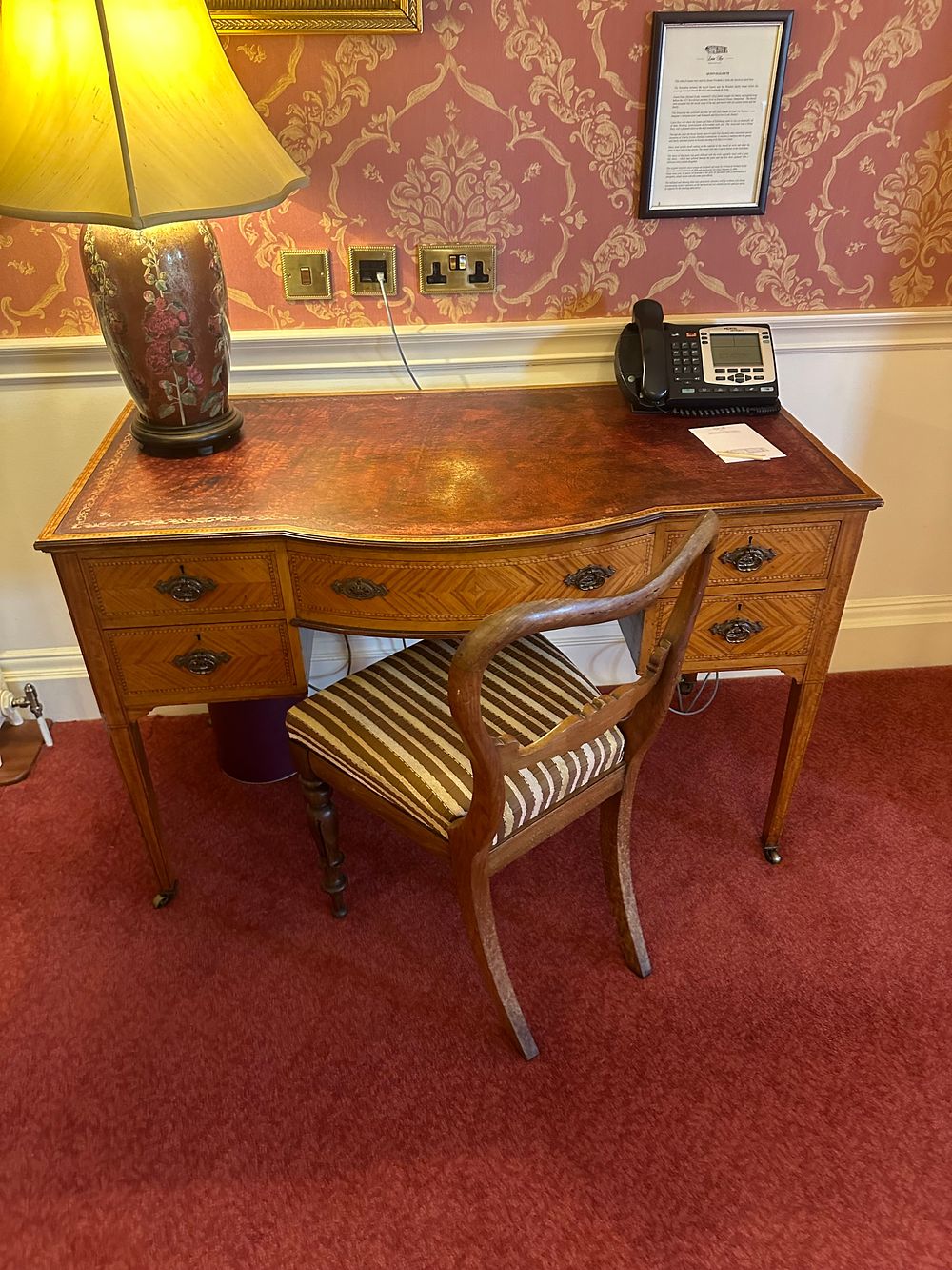 Lot 1131: A Mahogany Serpentine-Front Writing Desk and Accompanying Side Chair