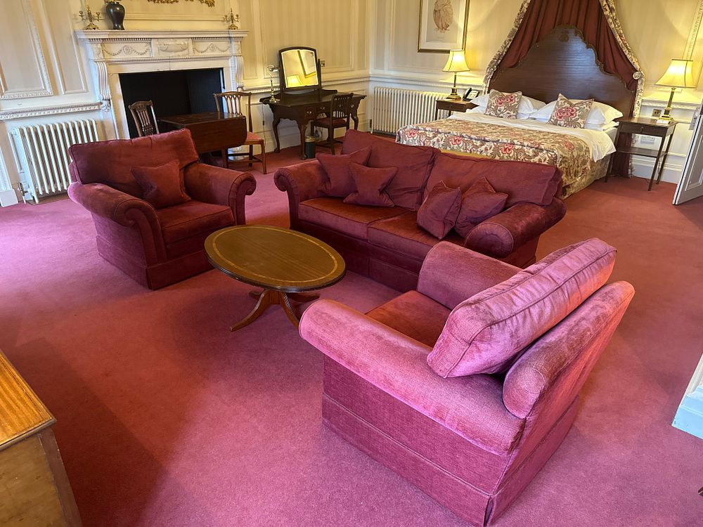Lot 1176: A Marco Sofa Set and Coffee Table
