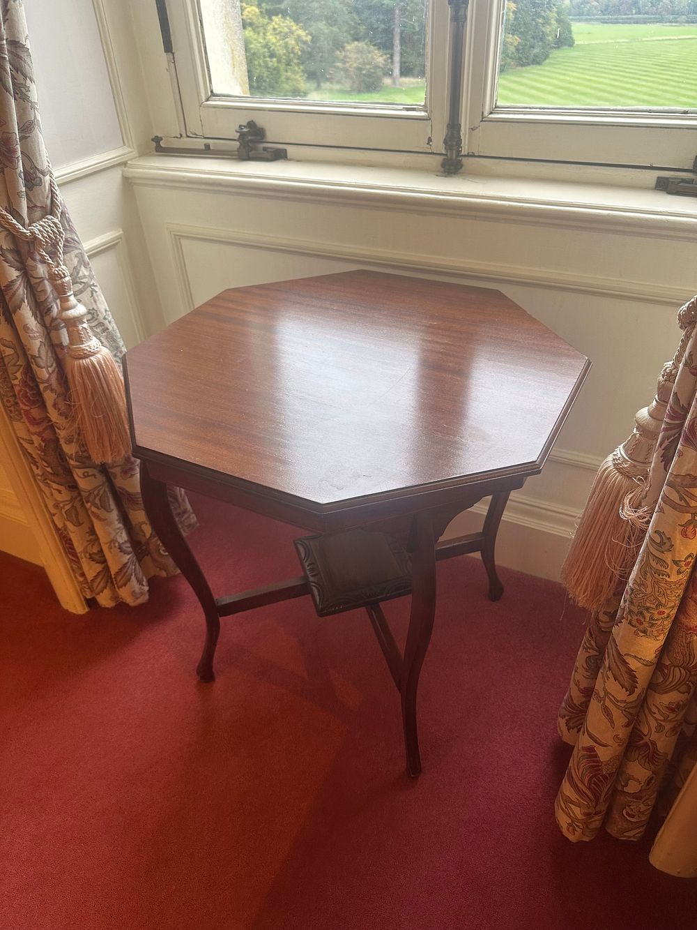 Lot 1187: An Edwardian Mahogany Occasional Table