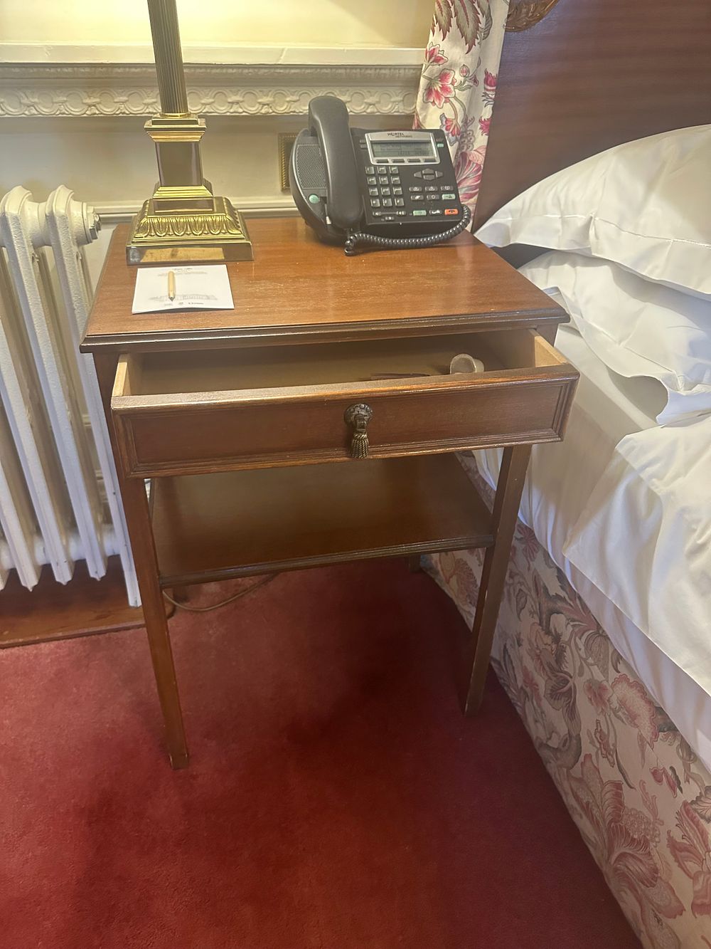 Lot 1191: A Pair of Traditional Style Mahogany Bedside Tables