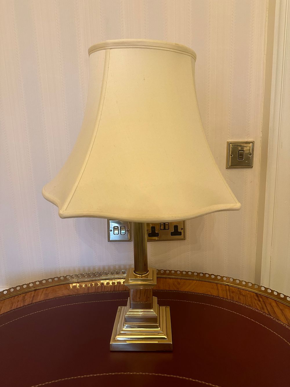 Lot 1195: Three Neoclassic Style Table Lamps in Brass, 1970s