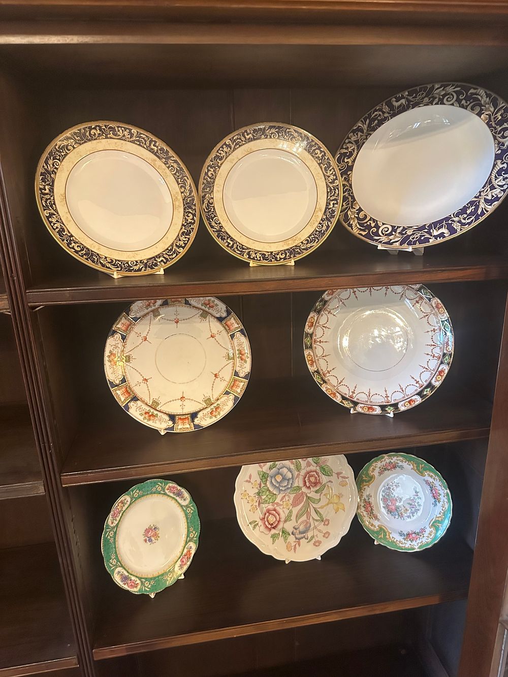 Lot 1208: A Collection of Eight Decorative Ceramic Plates and a Platter, Late 19th to Mid-20th Century
