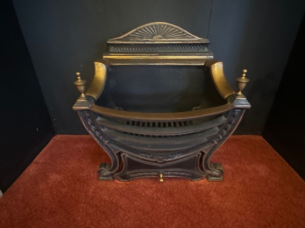 Lot 1241: A Late 19th/Early 20th Century Georgian Revival Cast Iron and Brass Fire Basket