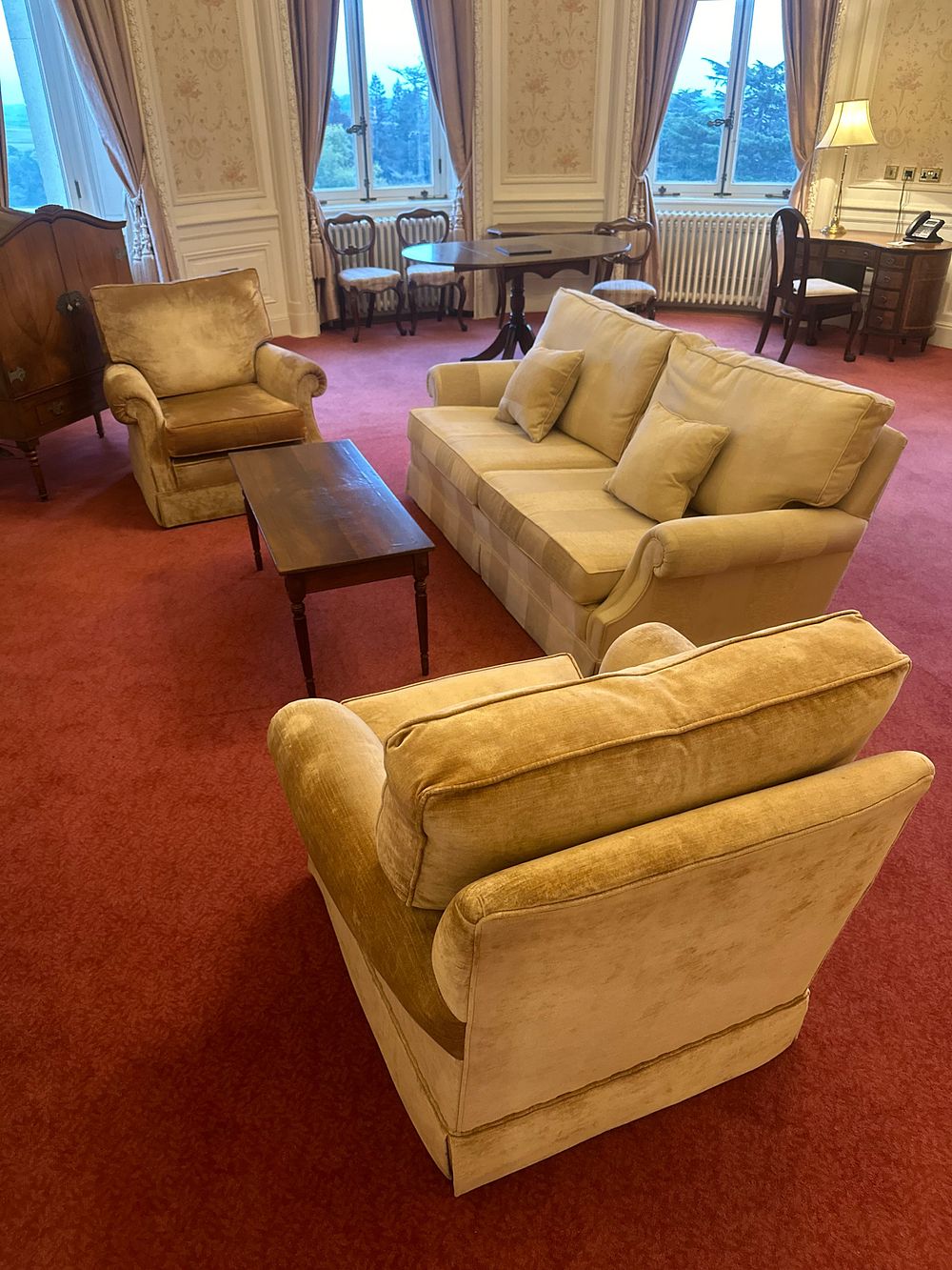 Lot 1251: A Deluxe Arte Style Classic Designs Upholstered Sofa Set and a Traditional Coffee Table