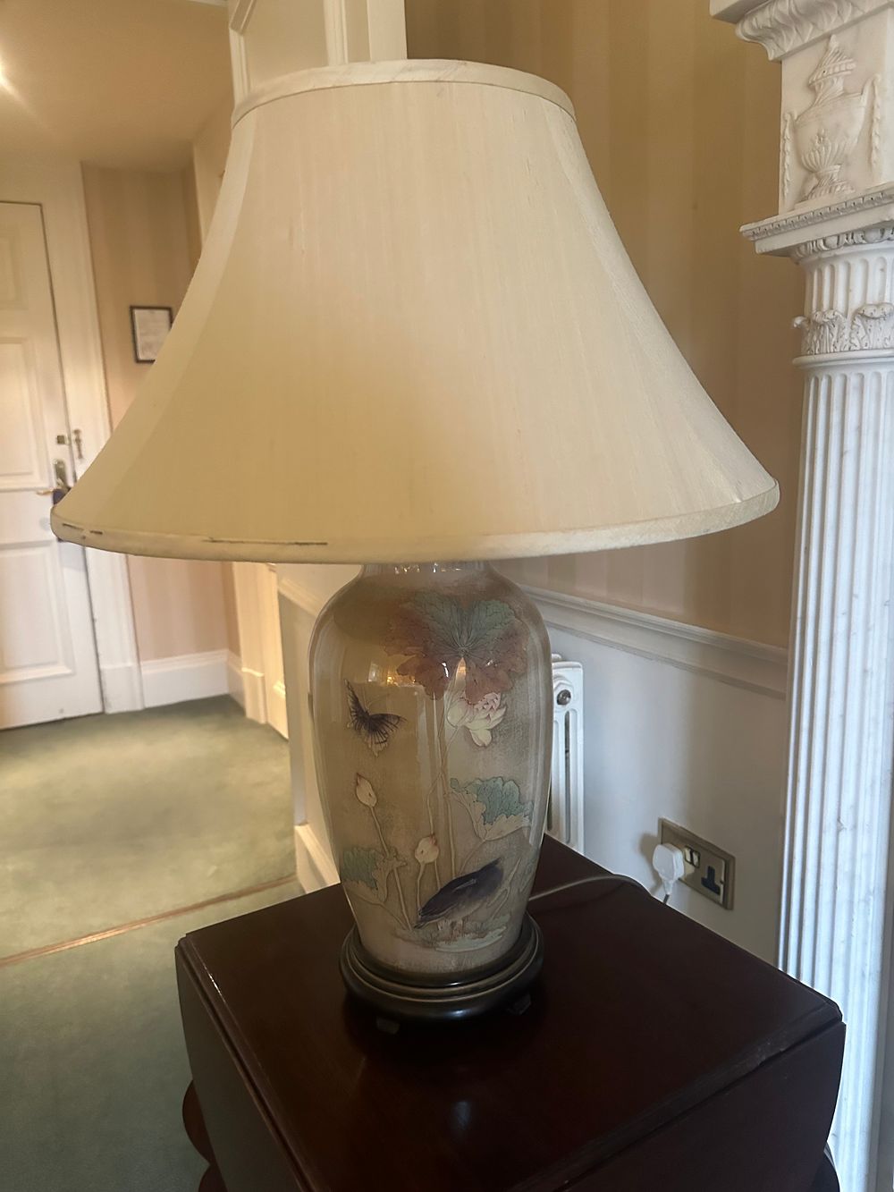 Lot 1297: Jenny Worrall 1980s Ceramic Table Lamp with Bird and Floral Design