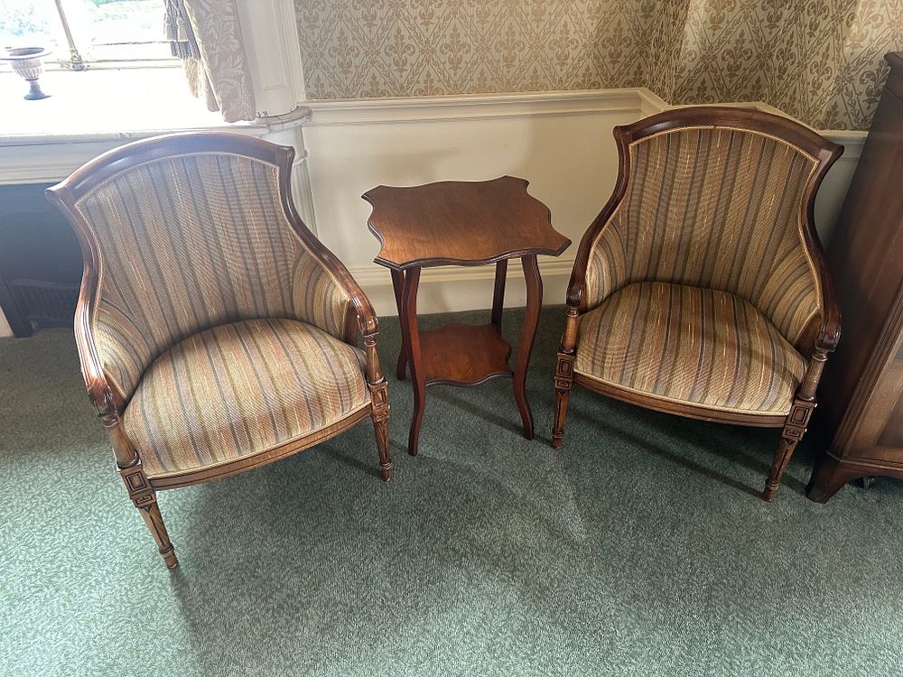 Lot 1319: A Pair of French Louis XV Style Armchairs and a Coordinating Side Table