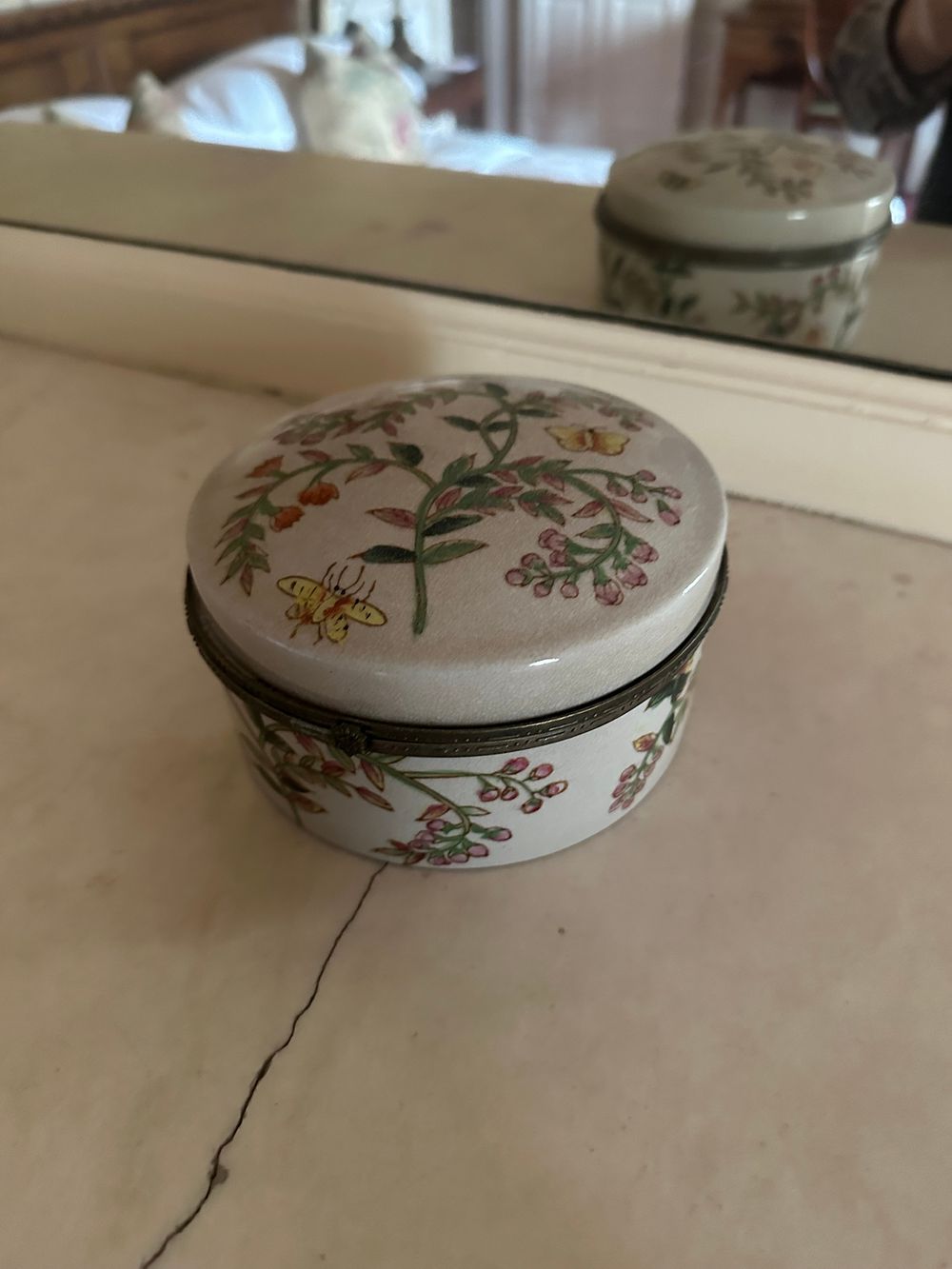 Lot 1342: Staffordshire Enamels Floral and Entomological Decor Ceramic Trinket Box