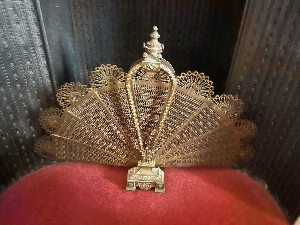 Lot 1343: An Antique English Brass Folding 'Peacock' Fire Screen, Late 19th/Early 20th Century