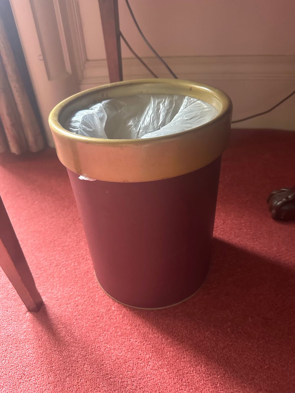 Lot 1360: A Modern Two-Tone Cylindrical Waste Bin
