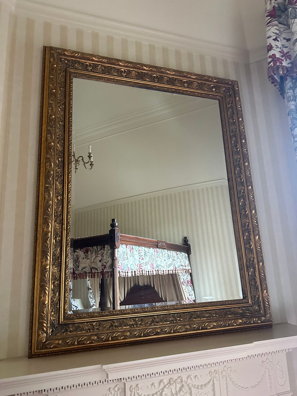 Lot 1381: A Large Giltwood Wall Mirror, in Baroque/Rococo Style