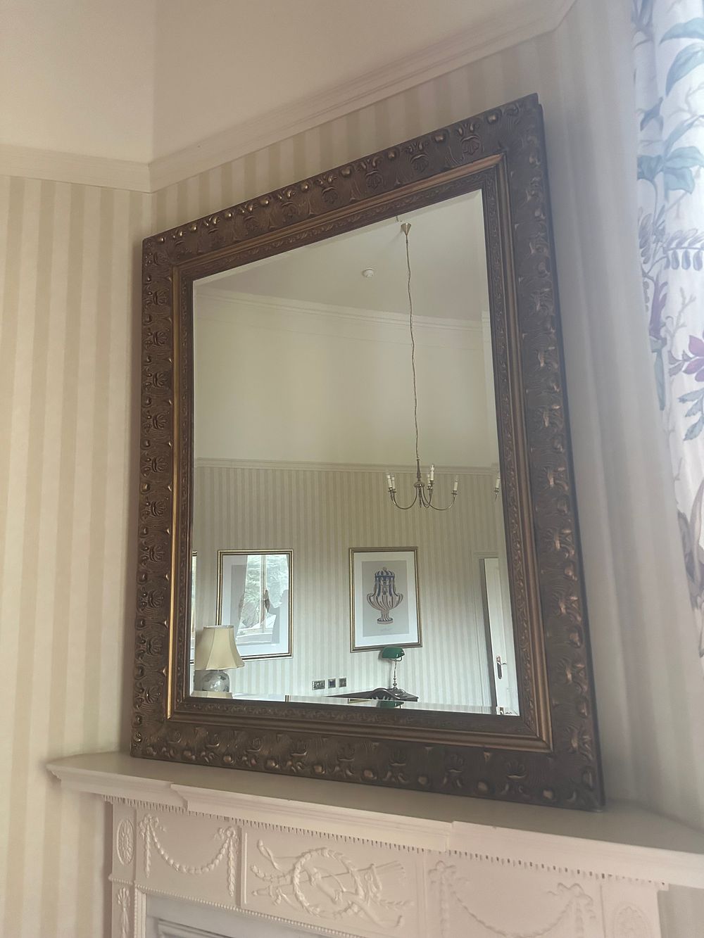 Lot 1391: An Ornate Classical Revival Style Giltwood Wall Mirror, 120 x 150cm